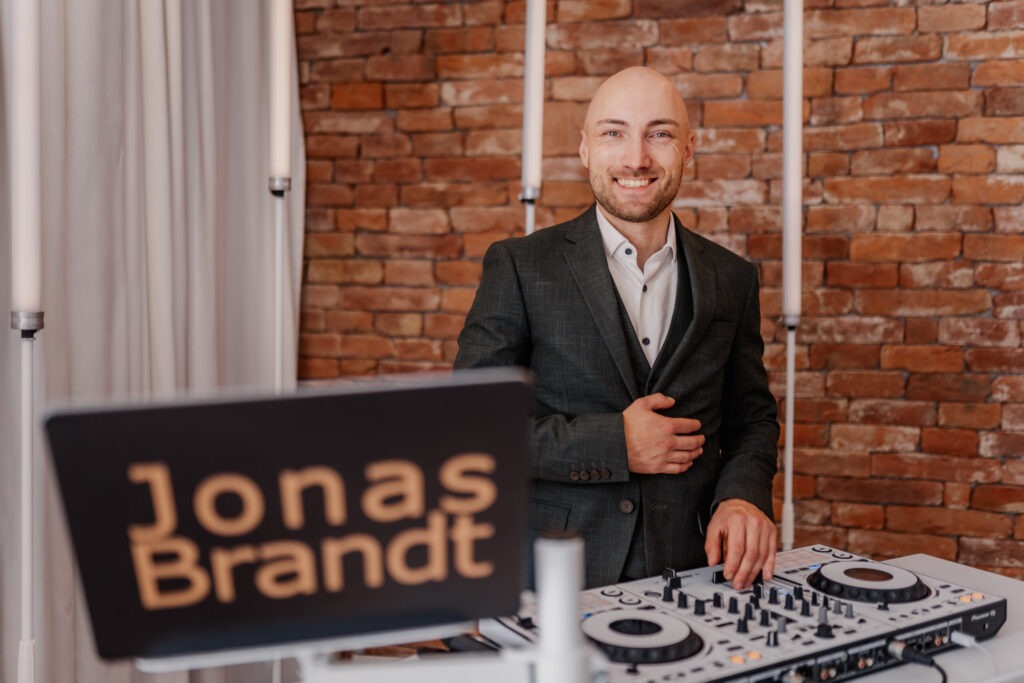 Hochzeits-DJ Haus am See Schwerin