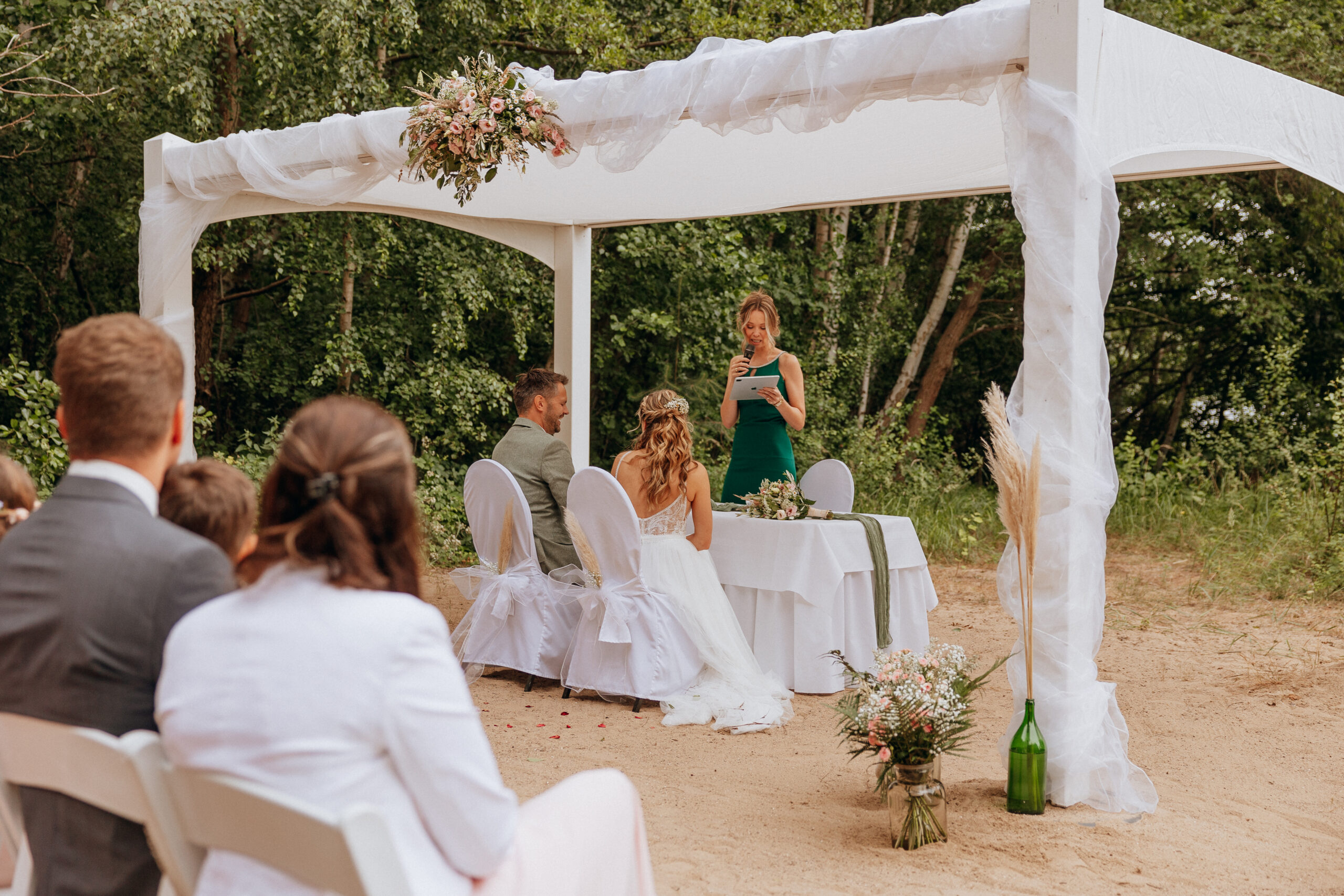 Trauung Hochzeit Van der Valk Naturresort Drewitz